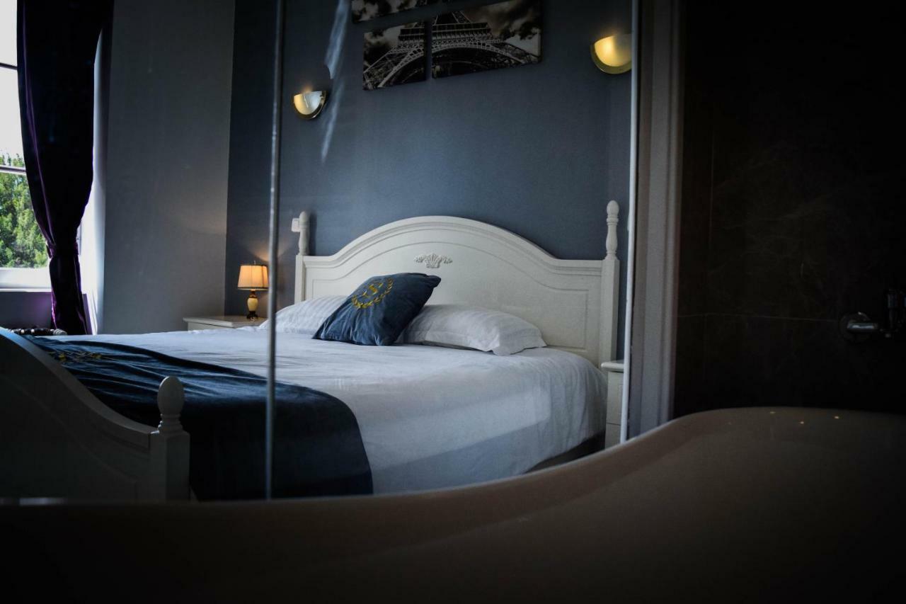Chateau Nevers Bed and Breakfast Varennes-Vauzelles Buitenkant foto