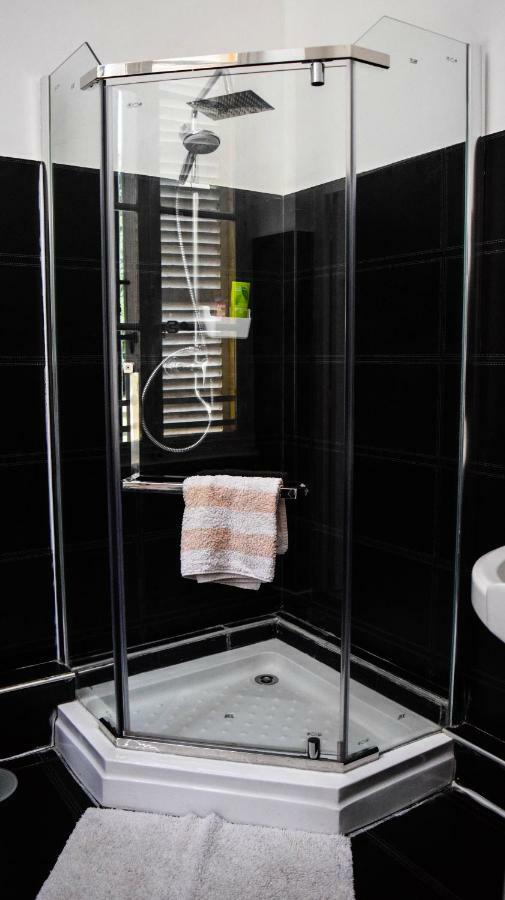 Chateau Nevers Bed and Breakfast Varennes-Vauzelles Buitenkant foto