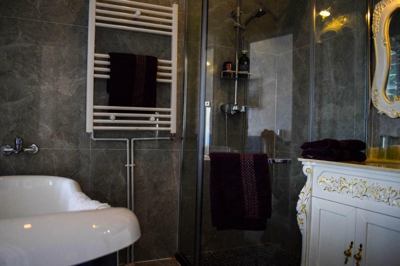 Chateau Nevers Bed and Breakfast Varennes-Vauzelles Buitenkant foto